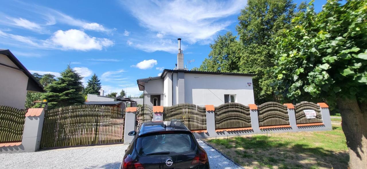 Noclegi Tuszyn M Exterior photo